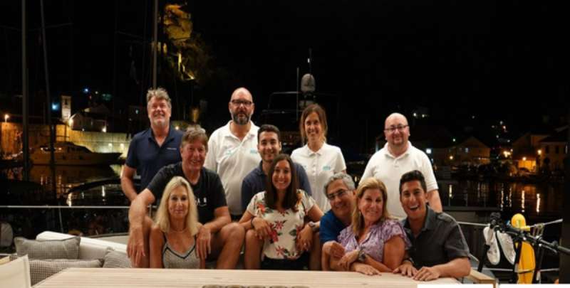 30307216 7216brochure44