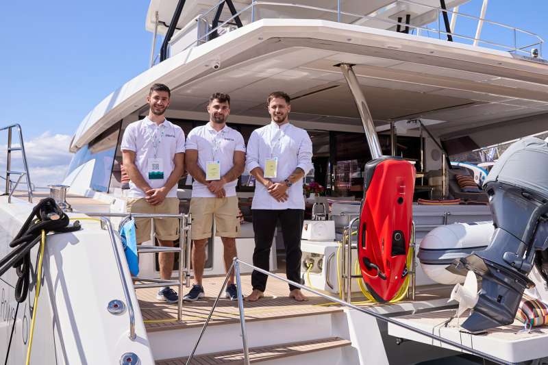 30308035 8035brochure44