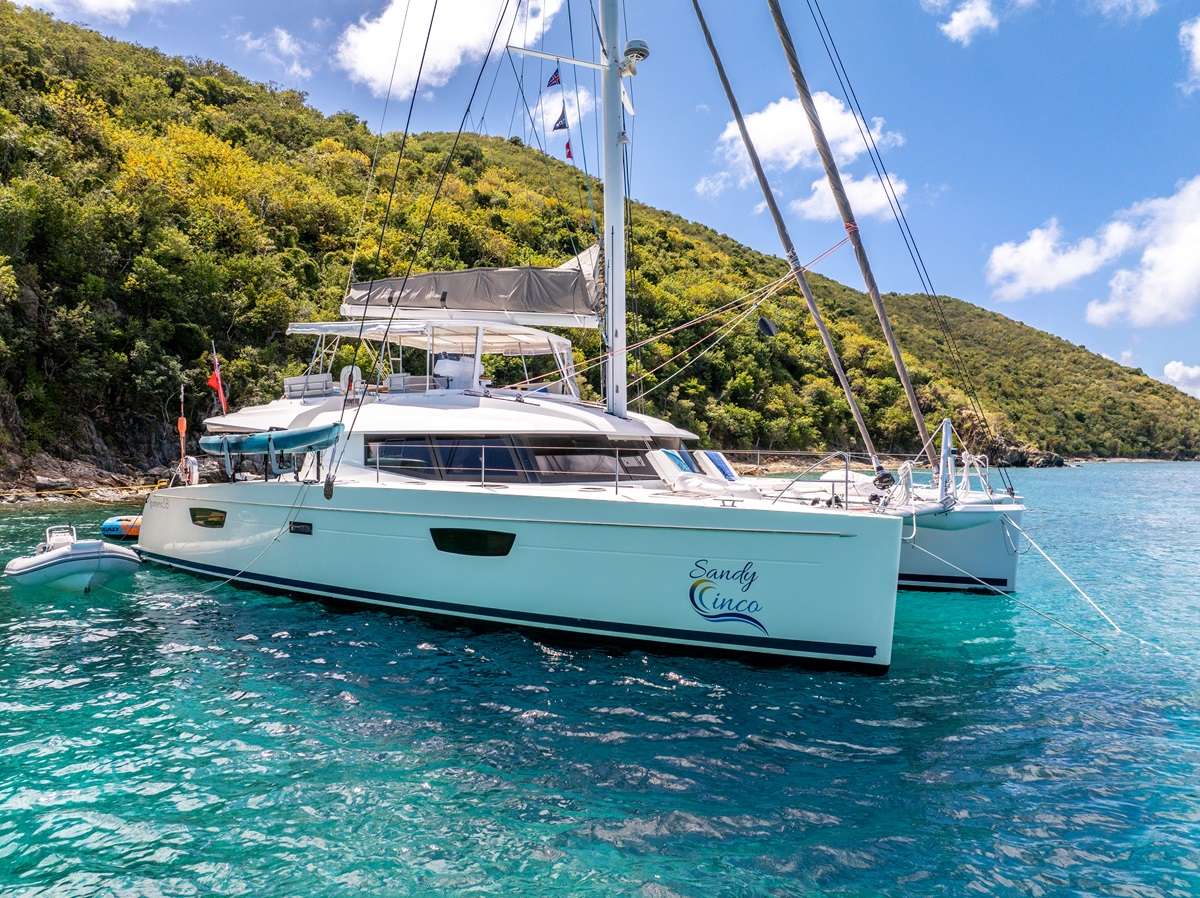 SANDY CINCO Crewed Charters in British Virgin Islands