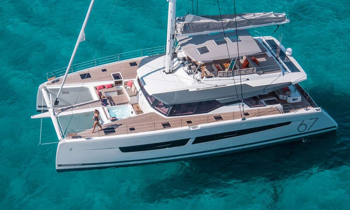 LISA OF THE SEAS Crewed Charters in Italy
