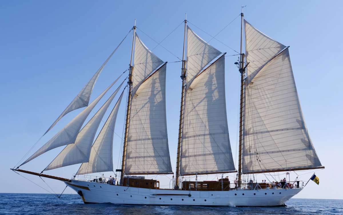 TRINAKRIA Superyacht Charters in France Superyachts
