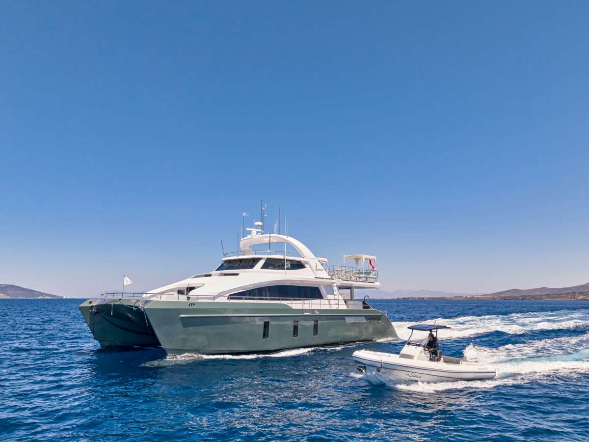 SAMARA Crewed Charters in Greece
