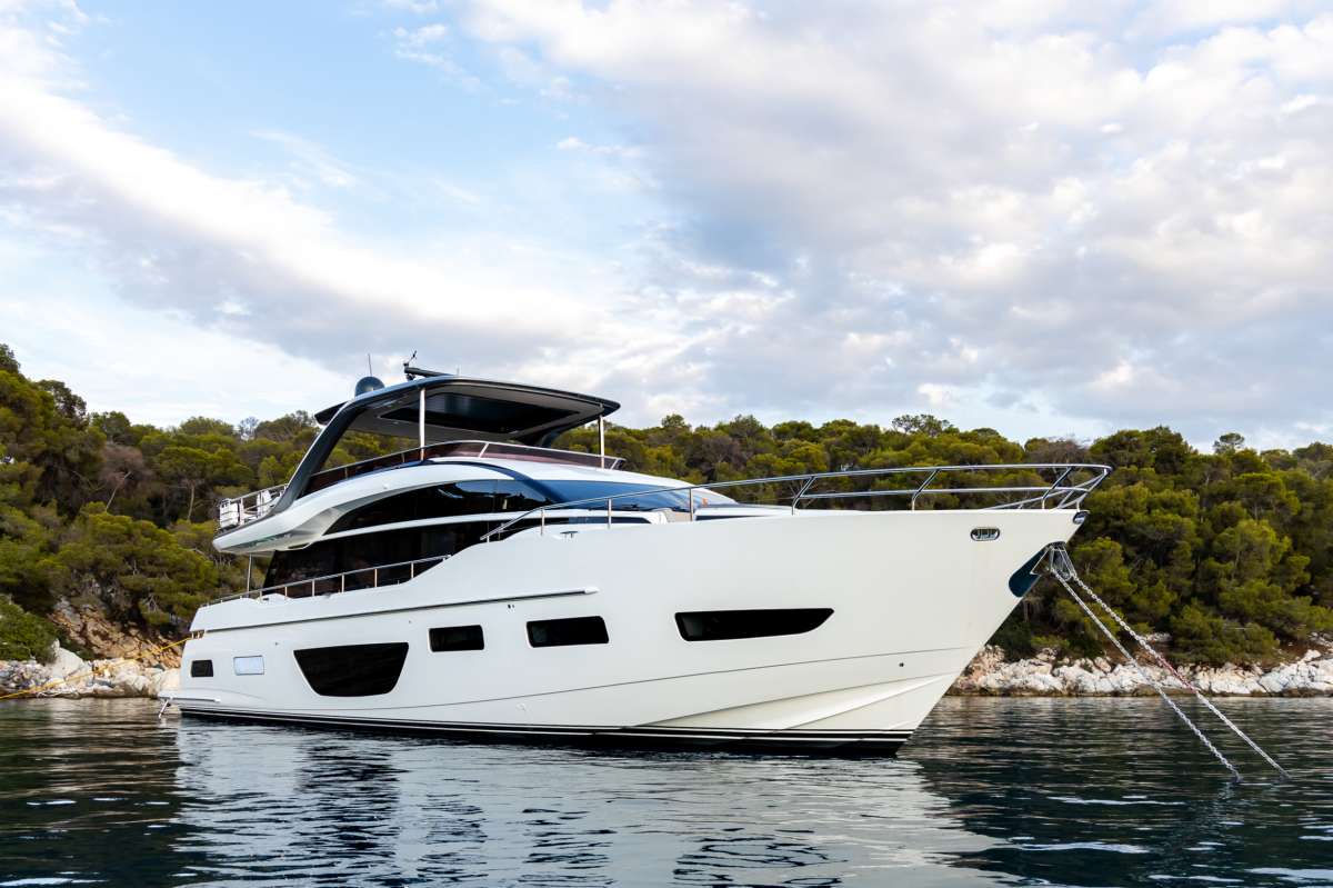 VISTA Crewed Charters in Greece