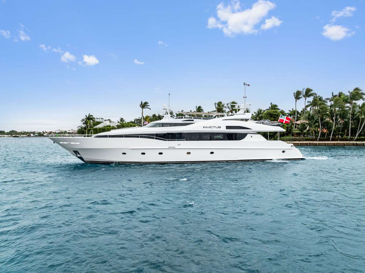 INVICTUS Superyacht Charters in Bahamas - Abacos