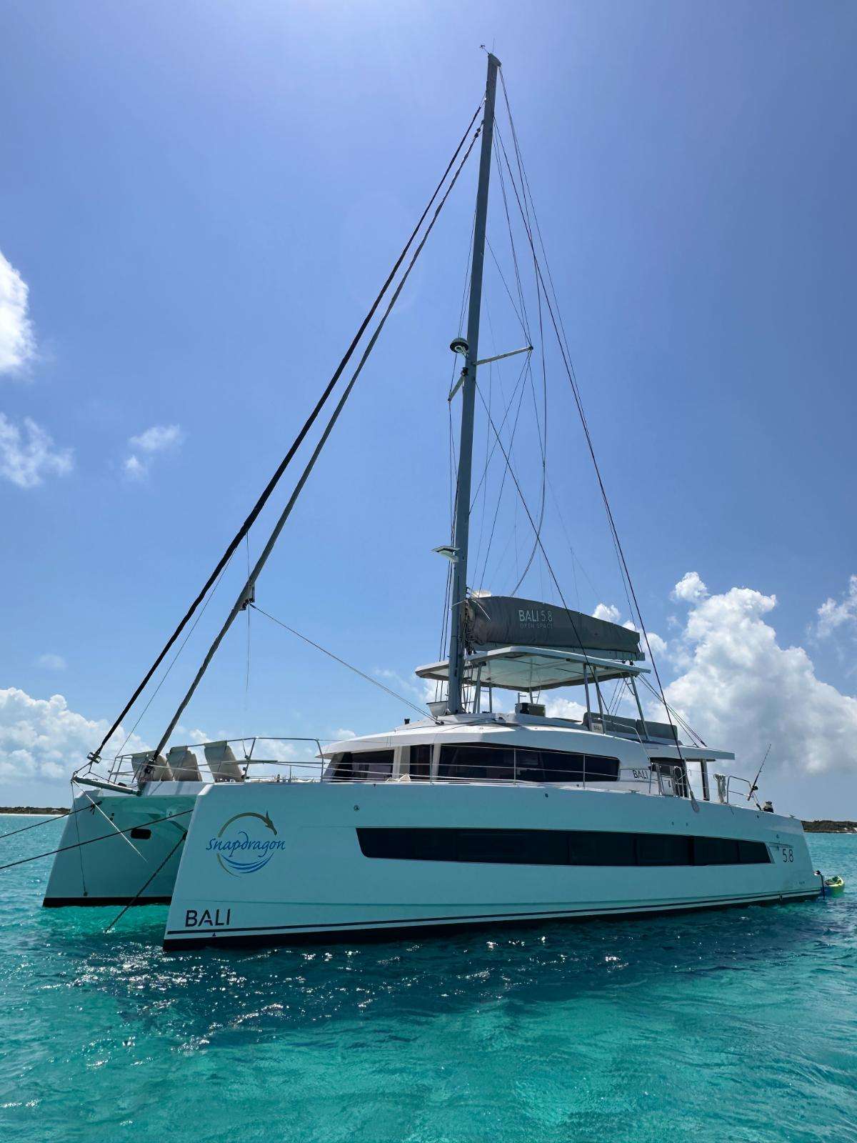 SNAPDRAGON Crewed Charters in Bahamas - Nassau