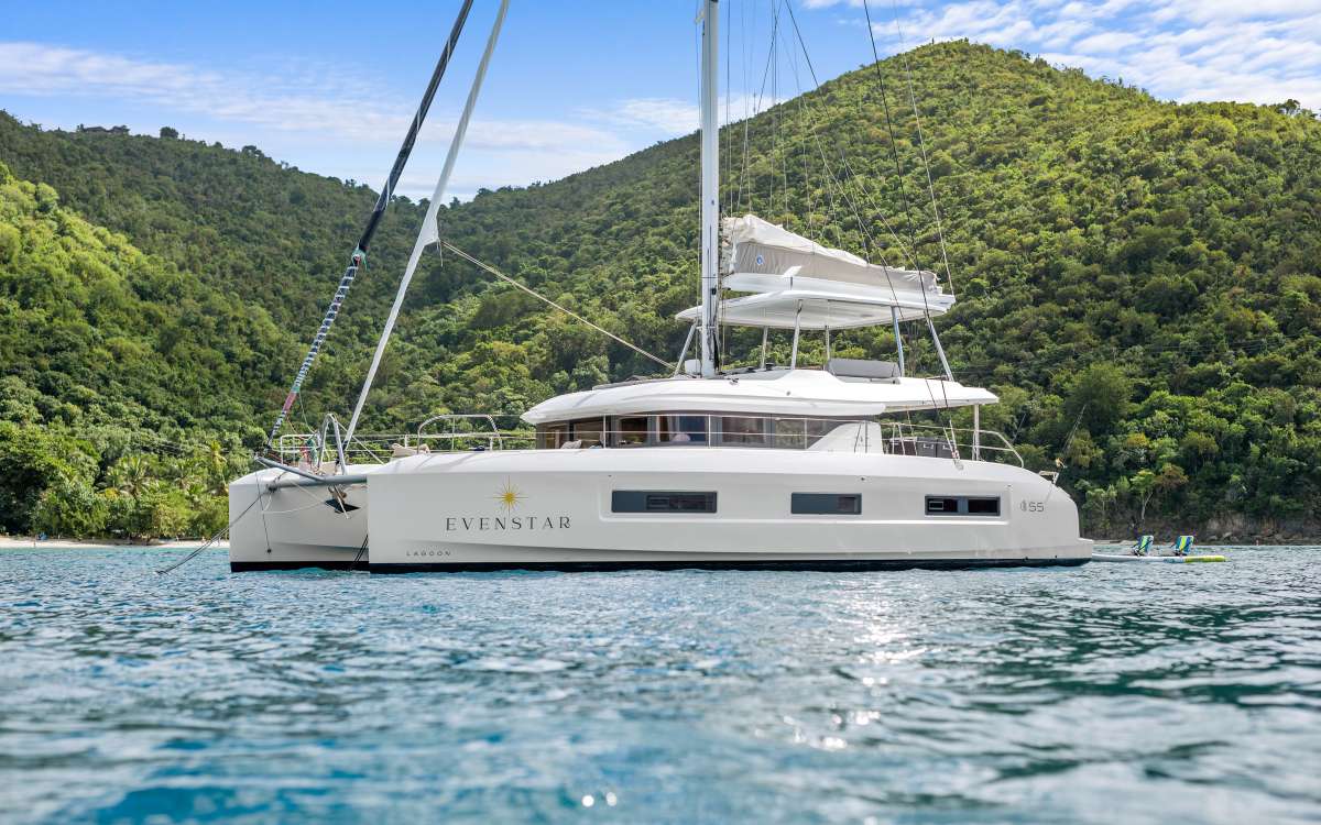 EVENSTAR Crewed Charters in British Virgin Islands