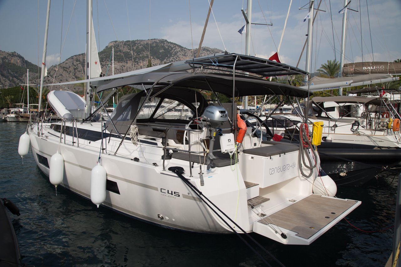 Tanguera Bareboat Charter in Turkey