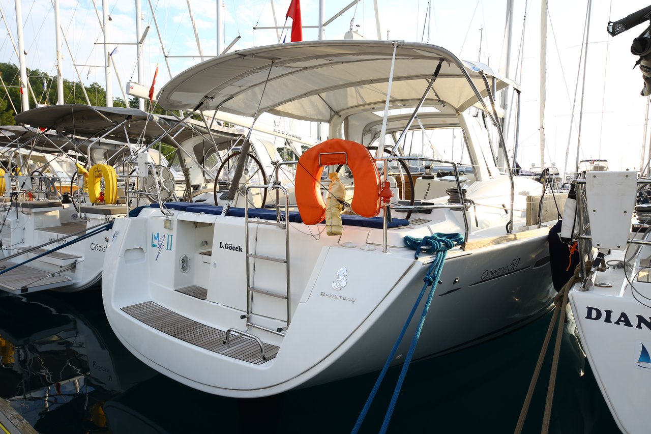 LMQ II Bareboat Charter in Turkey