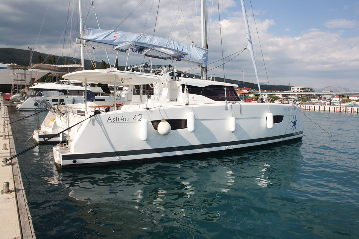 Cata del Mar Bareboat Charter in Croatia