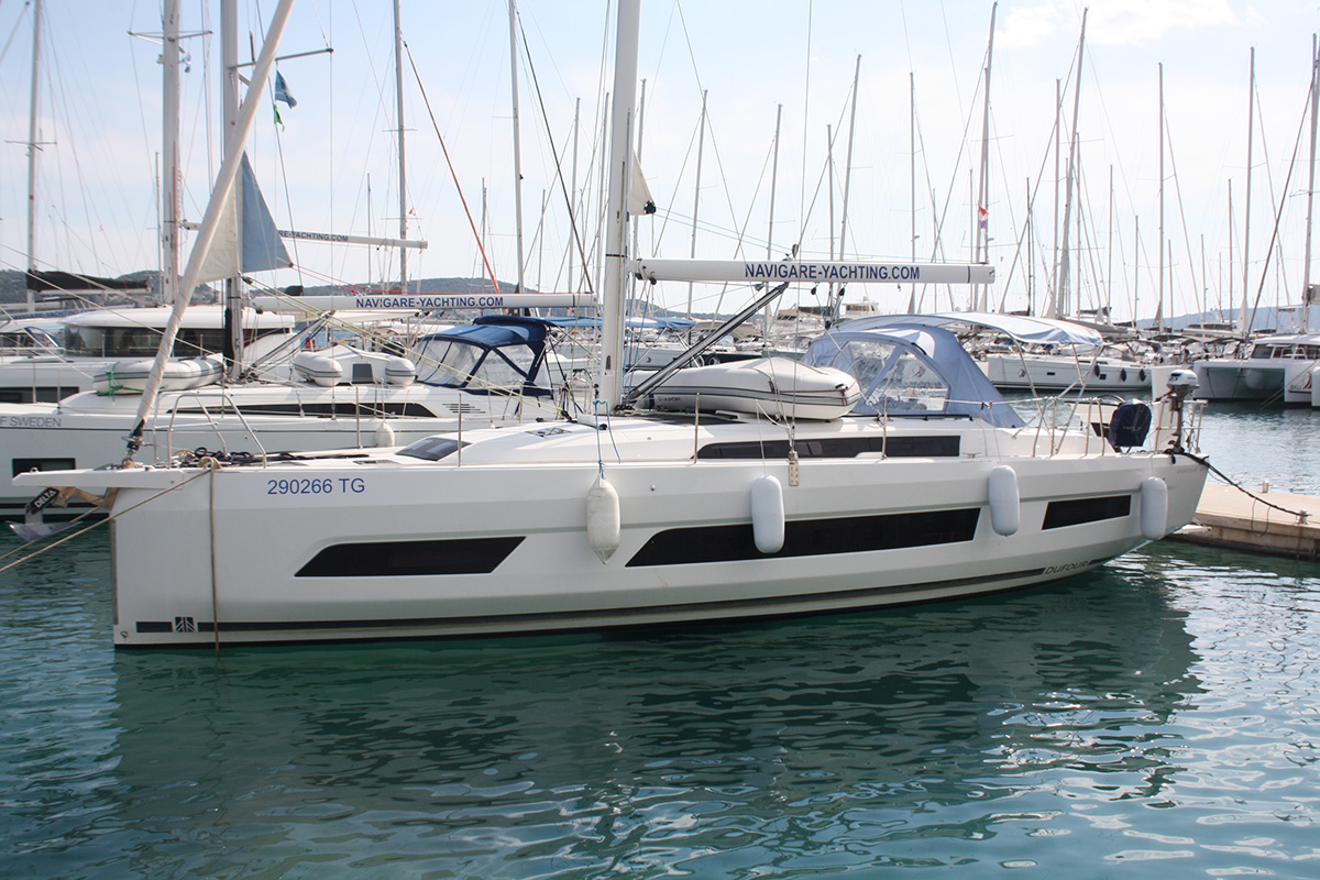 Curiosity  Bareboat Charter in Croatia