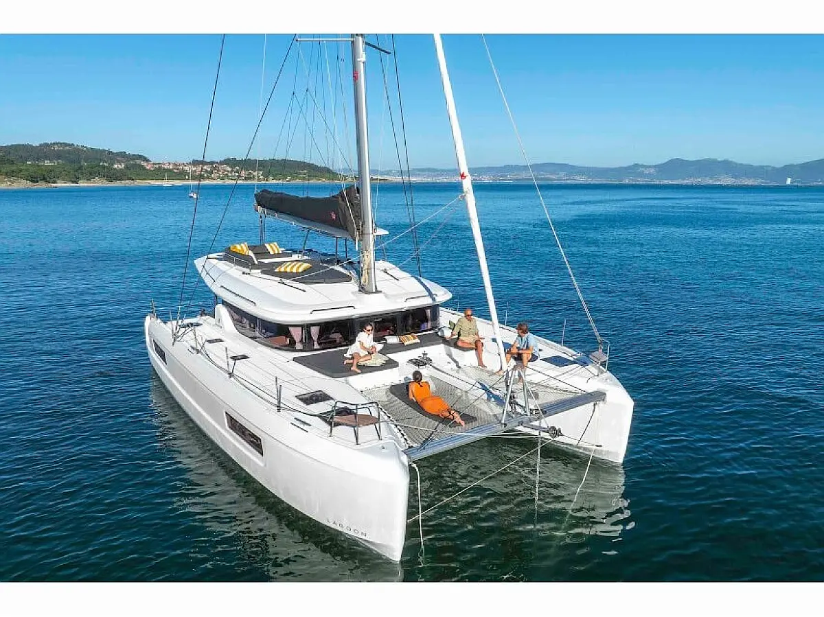 White Pearl Bareboat Charter in British Virgin Islands