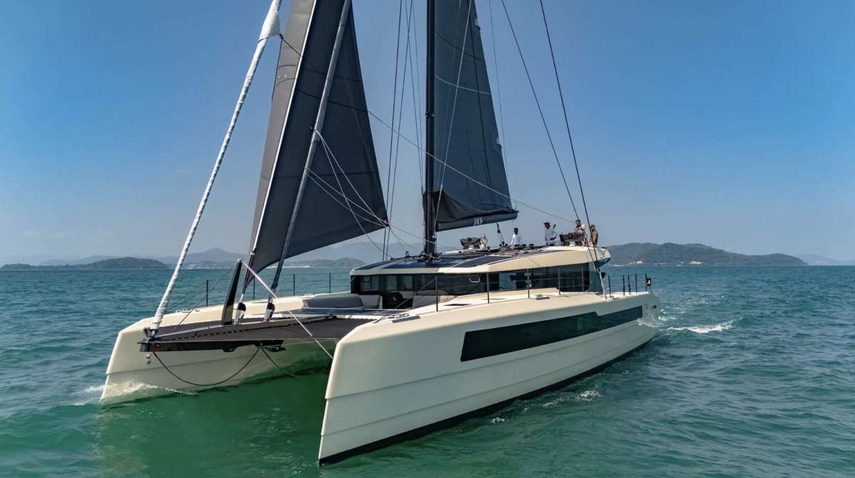 JACK Crewed Charters in France
