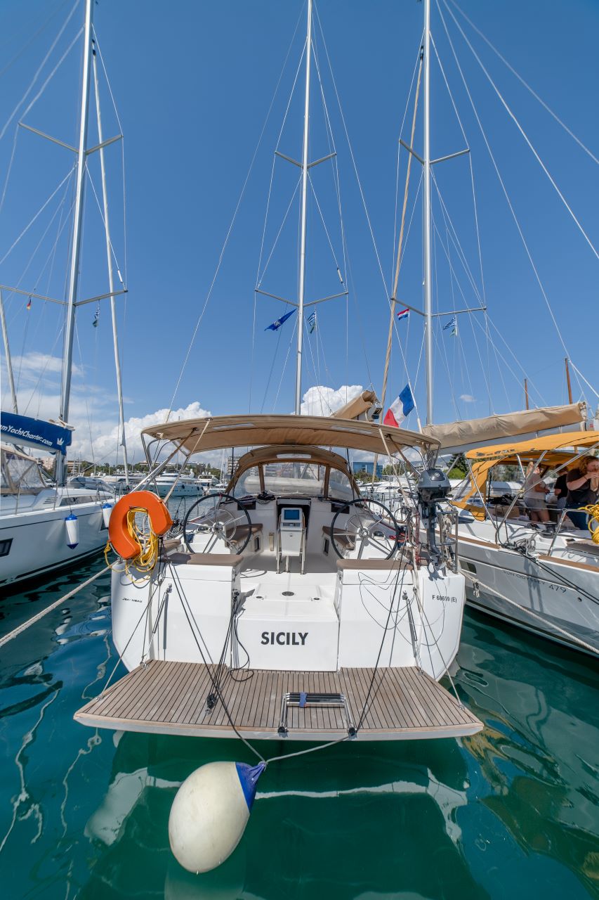 SICILY Bareboat Charter in Greece