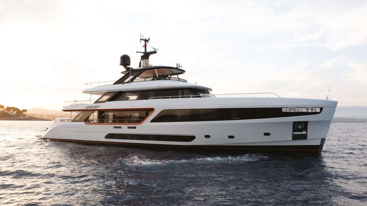 ALLURIA Superyacht Charters in St. Martin Superyachts