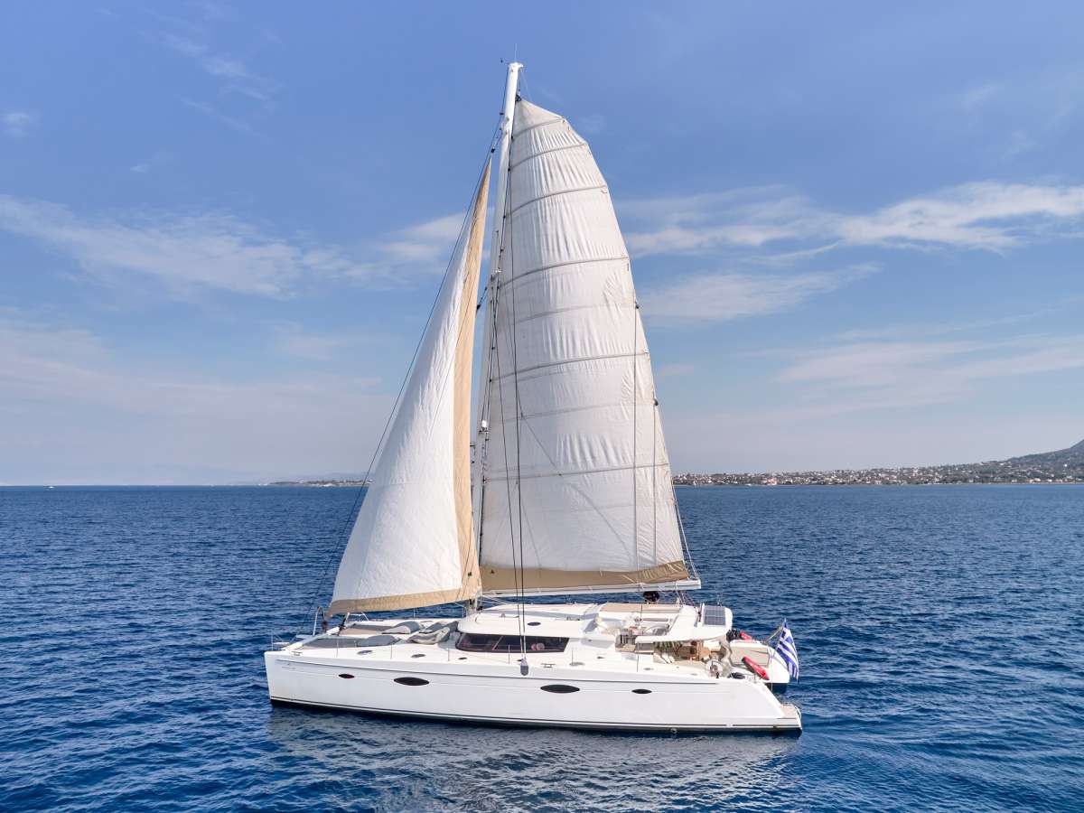WORLD'S END (MED) Crewed Charters in Greece