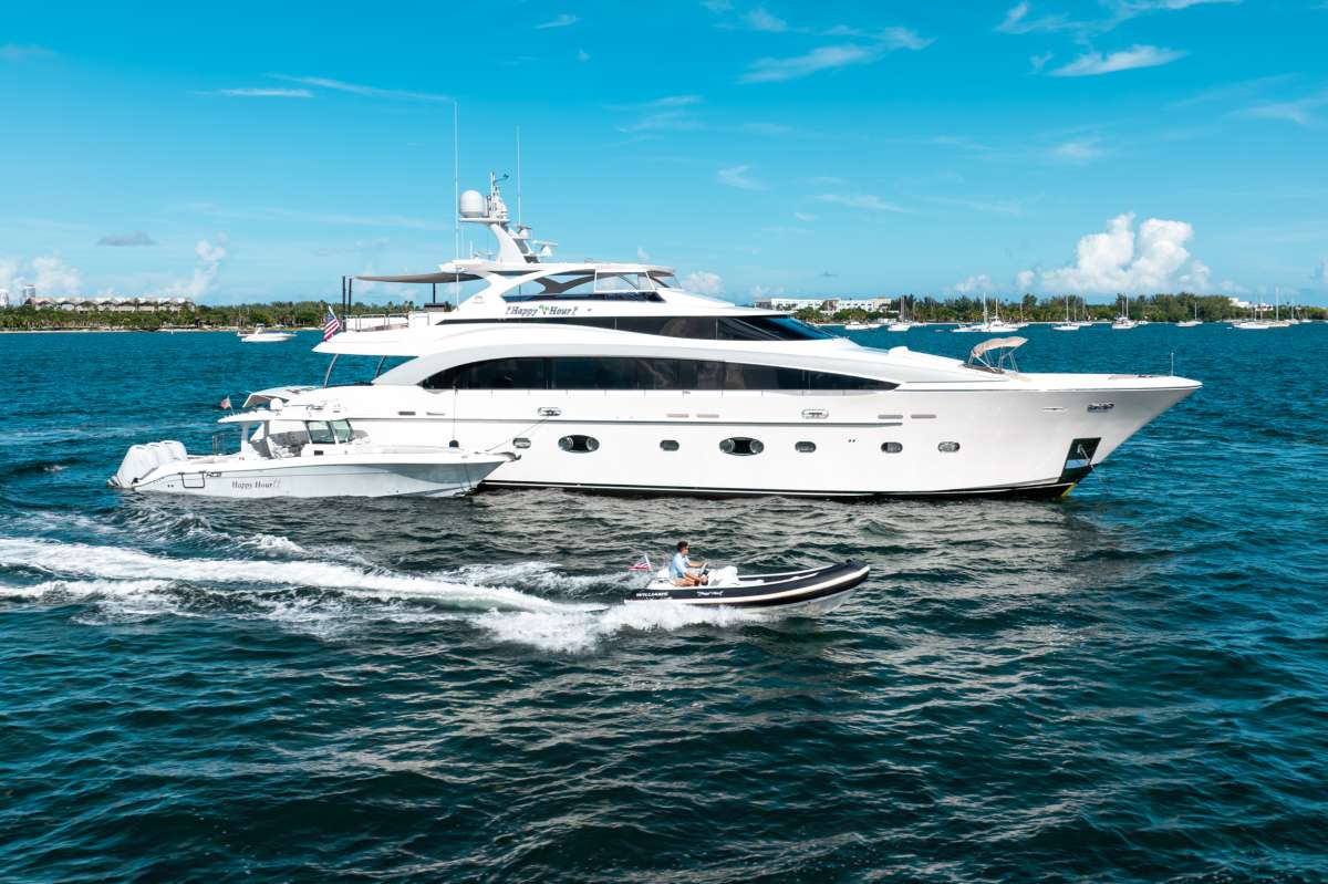 HAPPY HOUR Superyacht Charters in Florida