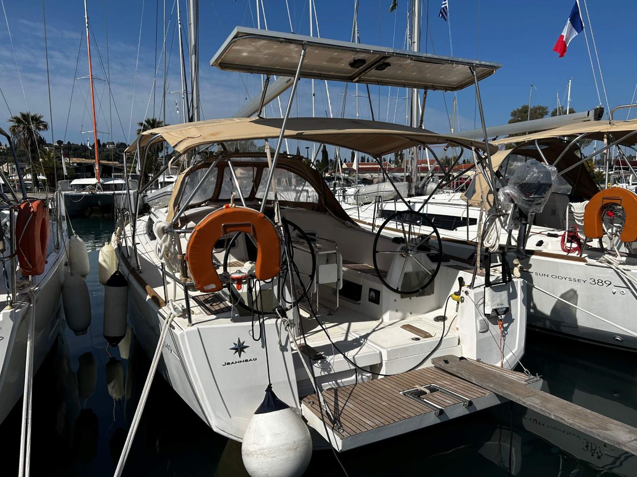 LARK Bareboat Charter in Greece