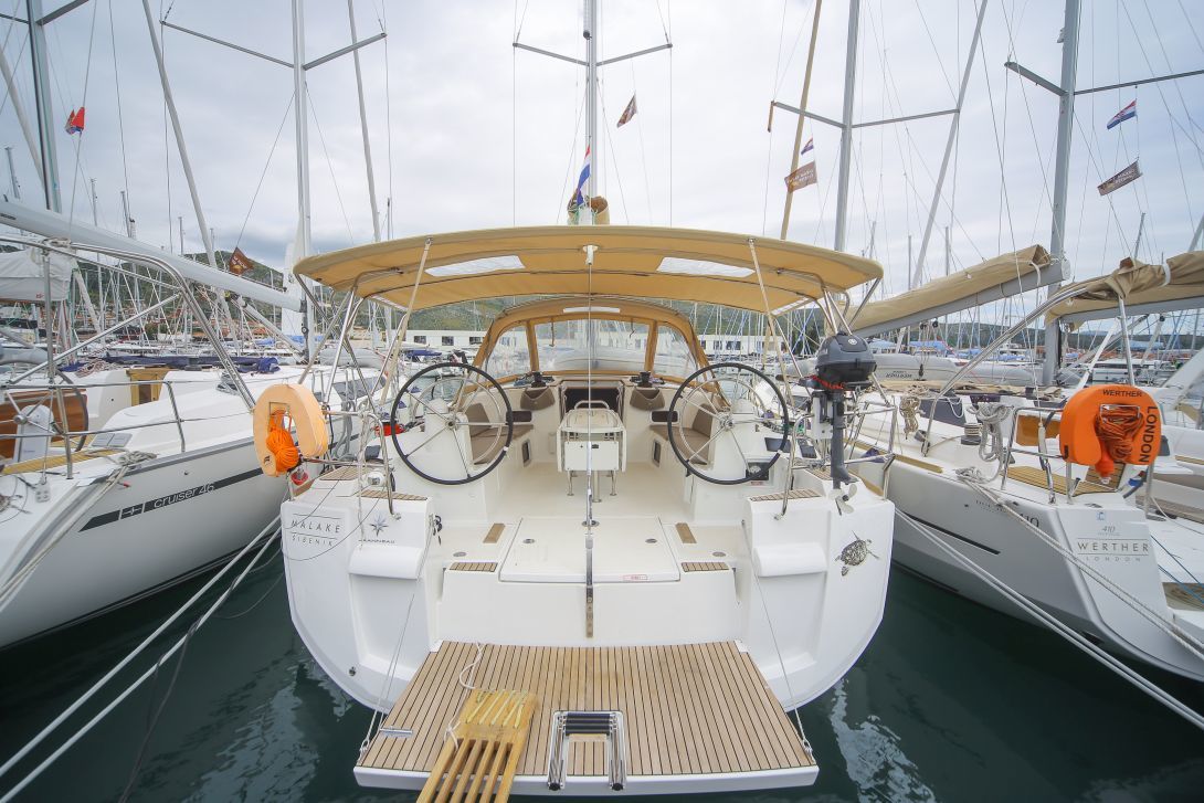 MALAKE  Bareboat Charter in Croatia