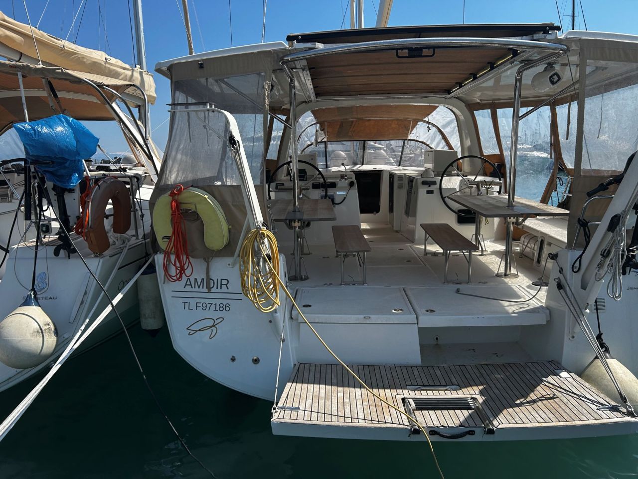 AMDIR  Bareboat Charter in Greece