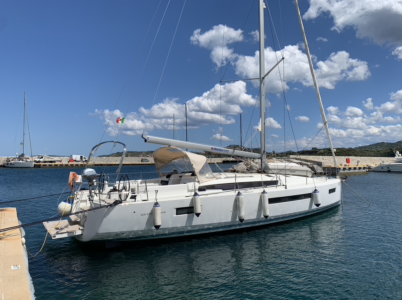 Sun Odyssey 490 - 5 + 1 cab. Bareboat Charter in Italy