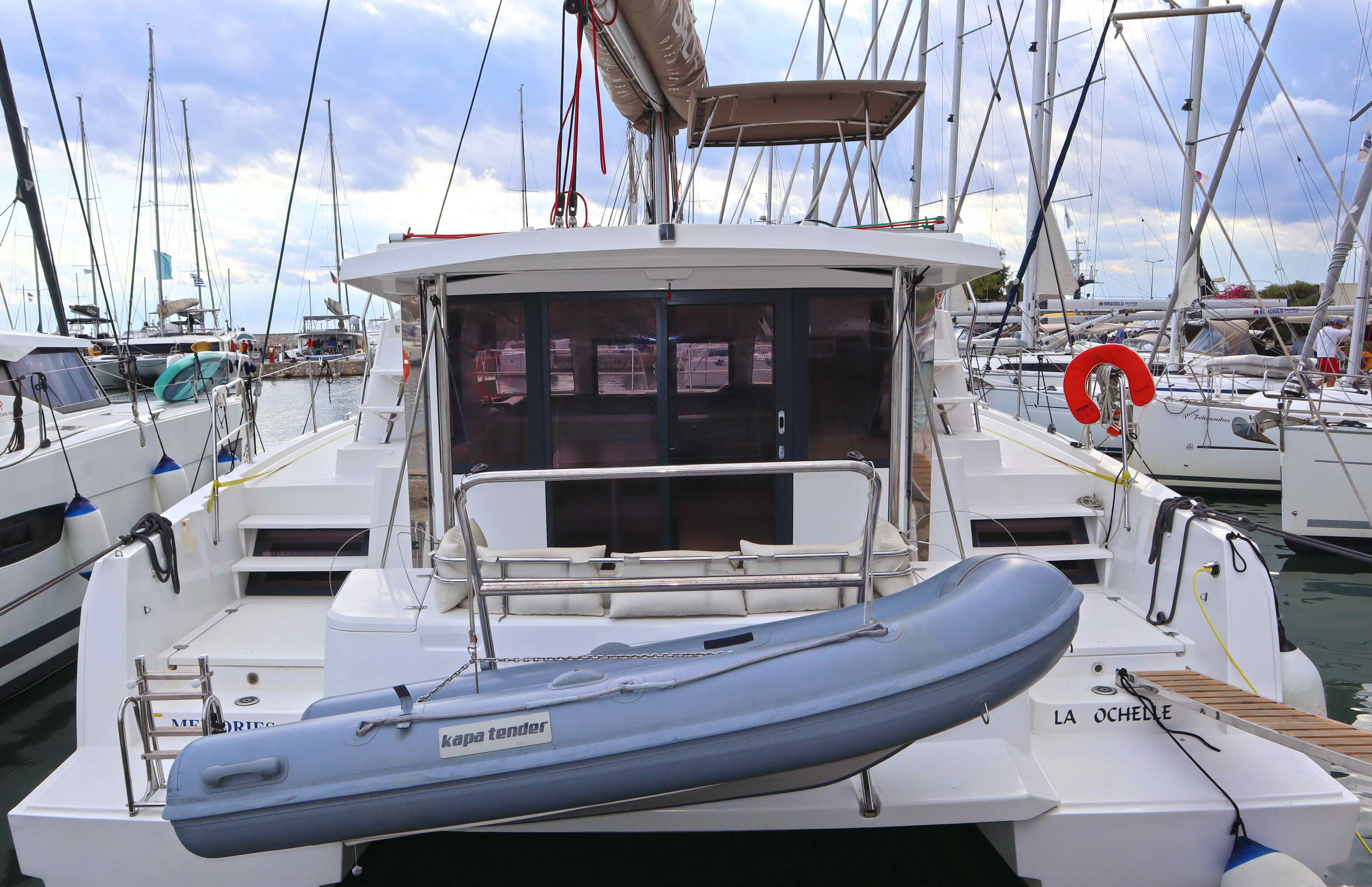 Bali 4.1 - 4 cab. ECONOMY Bareboat Charter in Greece