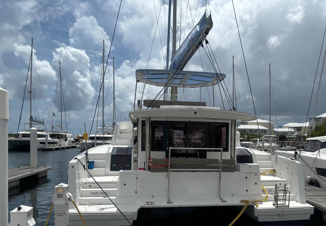Tooth Ferry Bareboat Charter in British Virgin Islands