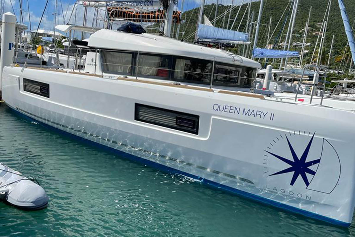 Queen Marry II Bareboat Charter in British Virgin Islands