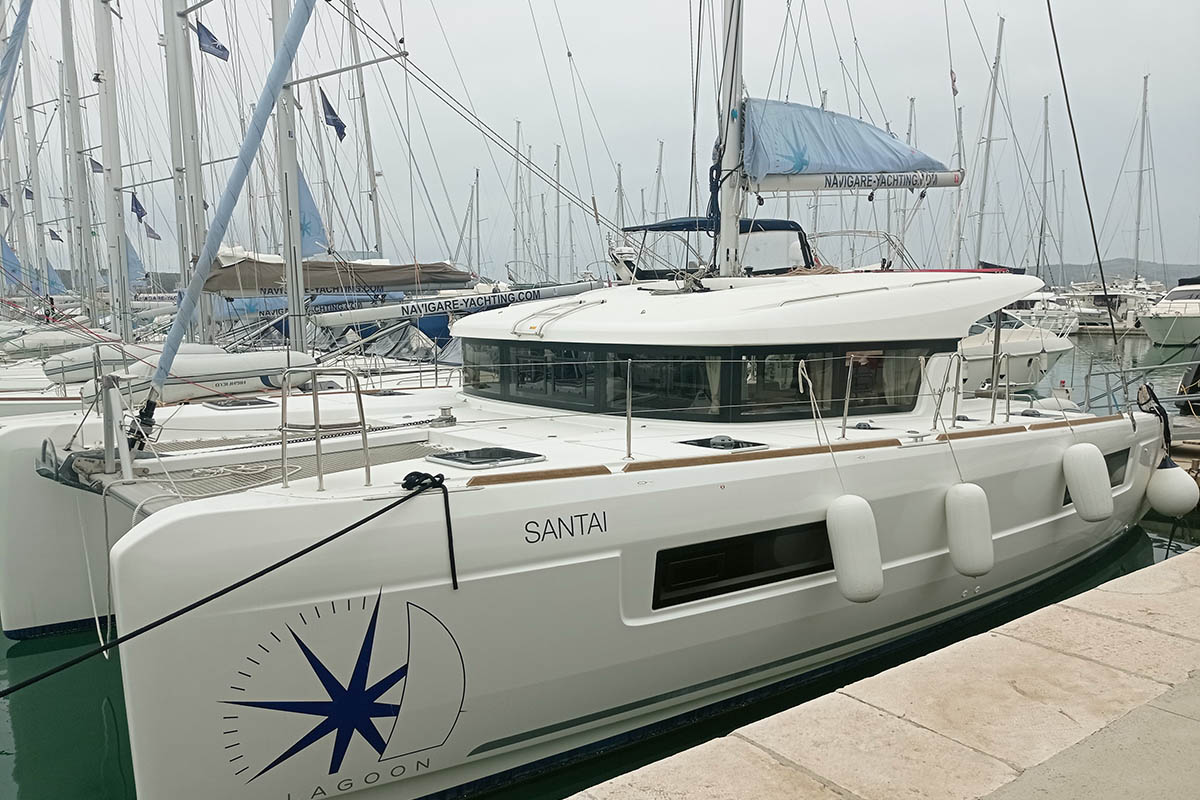 Santai Bareboat Charter in Croatia