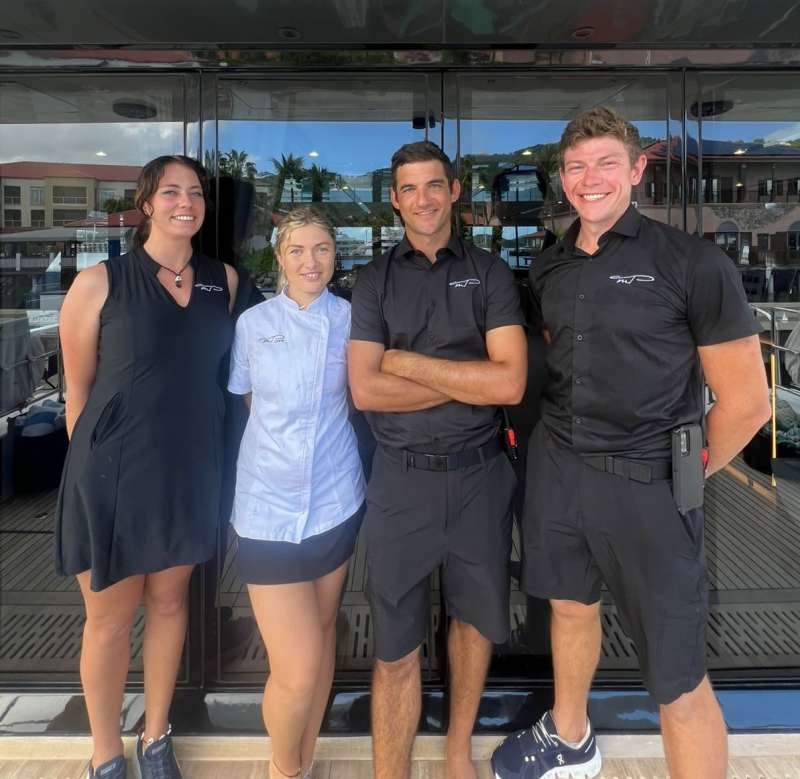 303010182 10182brochure44