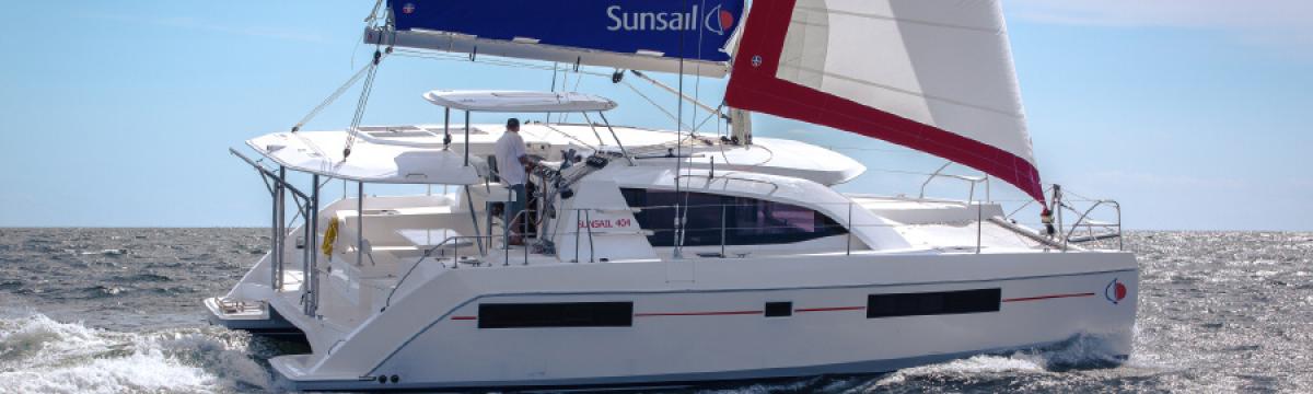 Sunsail 404 Classic Bareboat Charter in St. Martin