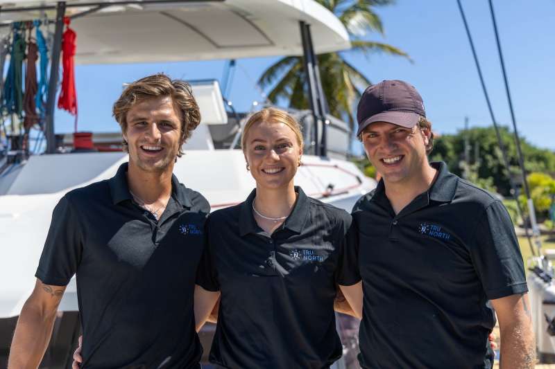 30308381 8381brochure44