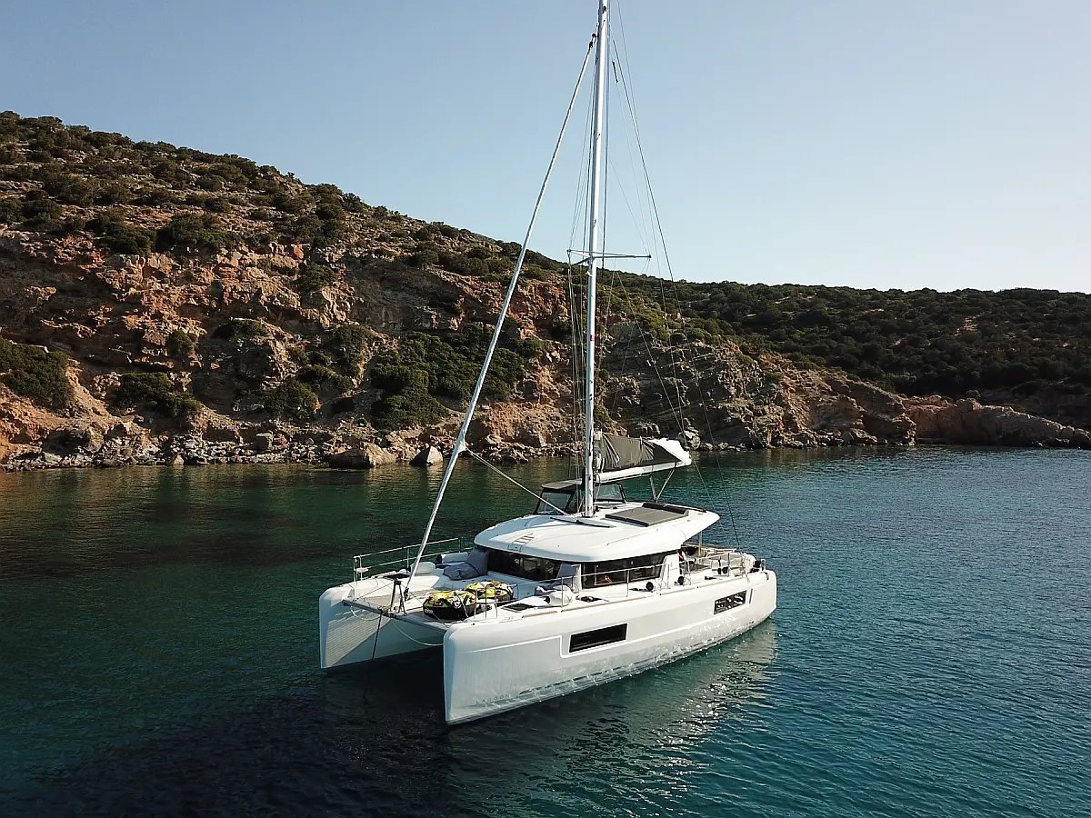 Lagoon 40 - 4 + 2 cab Bareboat Charter in Greece
