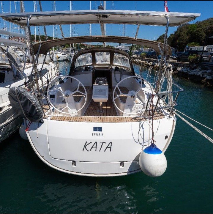 Bavaria Cruiser 37 - 2 cab. Bareboat Charter in Croatia