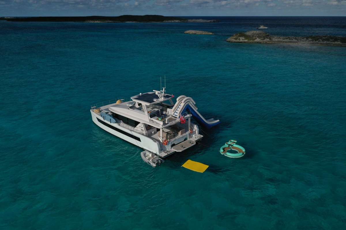 SOLAIRE Crewed Charters in Bahamas - Nassau