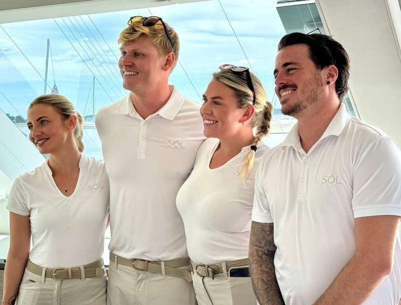 30308196 8196brochure44