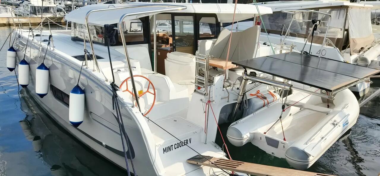 Excess 11 - 4 + 1 + 1 cab. Bareboat Charter in Croatia