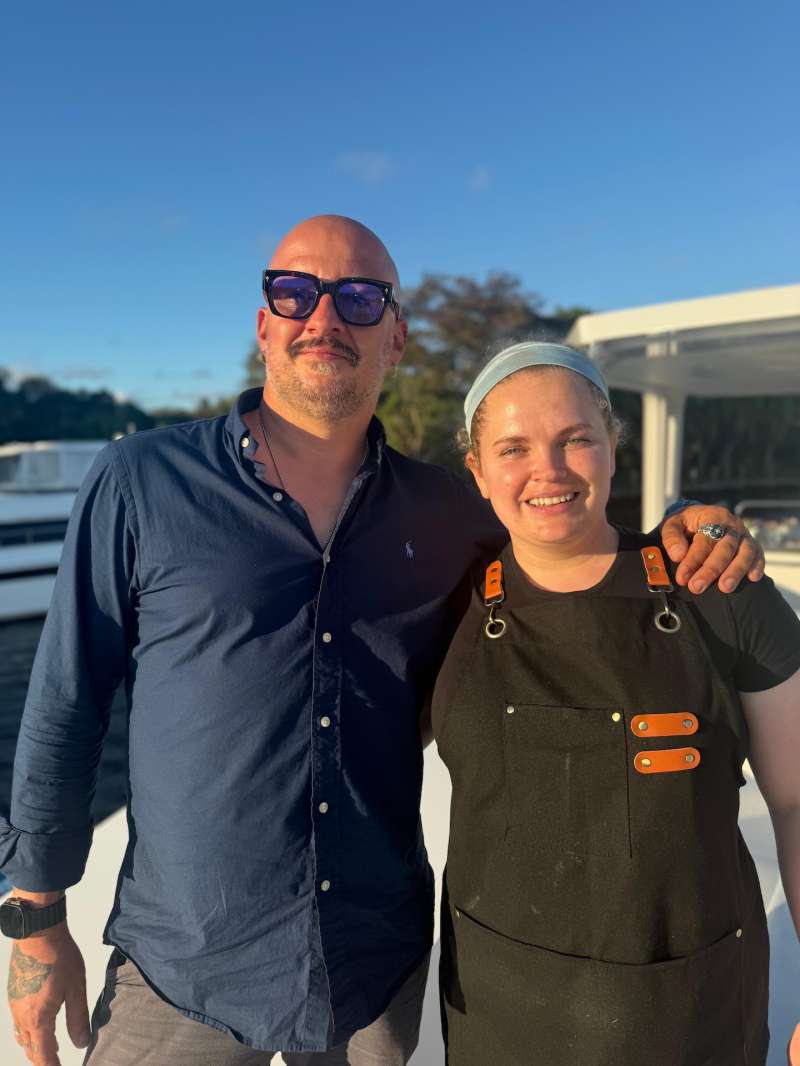 303010301 10301brochure44