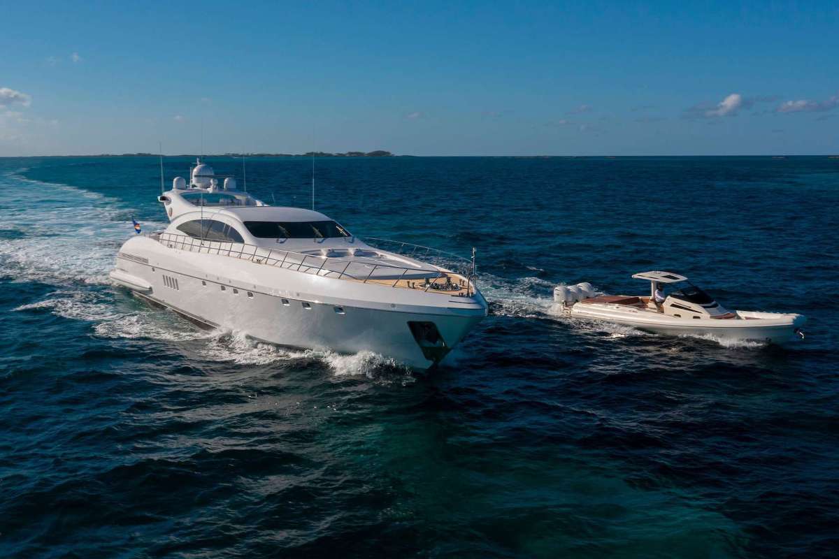 TOTAL Superyacht Charters in Bahamas - Nassau Superyachts