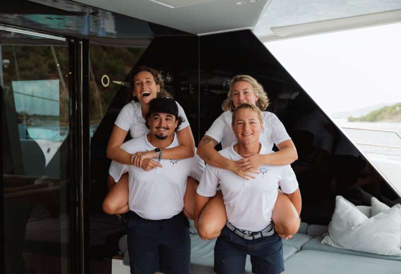 30308881 8881brochure44