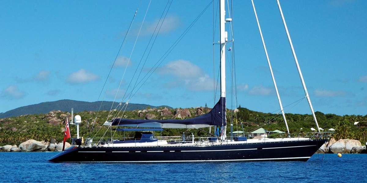 DARK STAR OF LONDON Crewed Charters in Italy