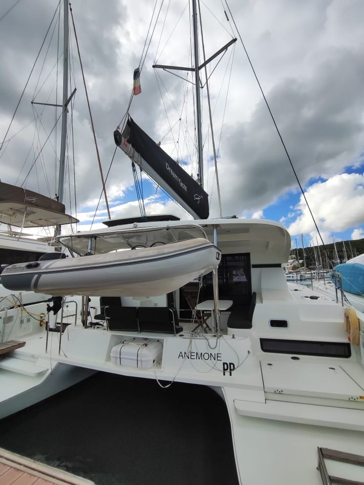 ANEMONE Bareboat Charter in Martinique