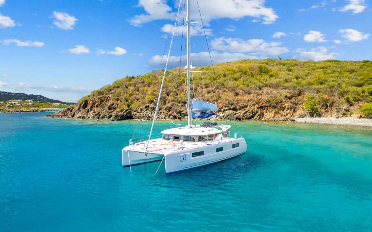 OCEANS 8 Crewed Charters in US Virgin Islands
