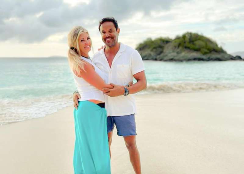 303010018 10018brochure44