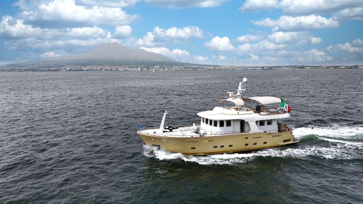 AZUR Crewed Charters in Italy