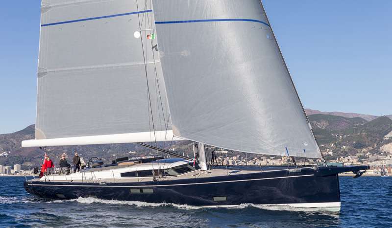 Jikan Crewed Charters in France