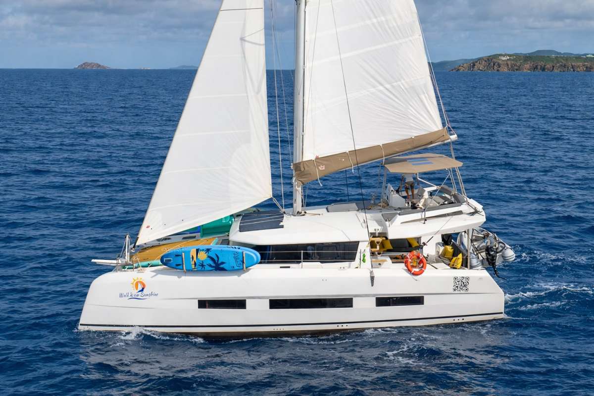 WALK'N ON SUNSHINE Crewed Charters in US Virgin Islands