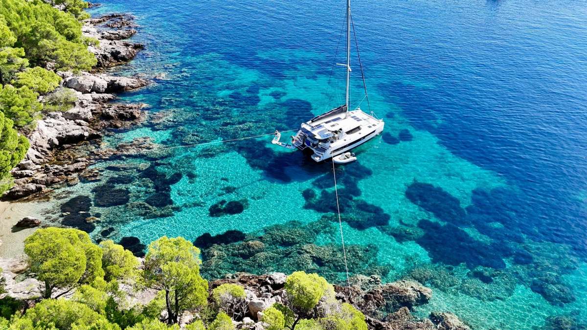 Sisters  Crewed Charters in Croatia