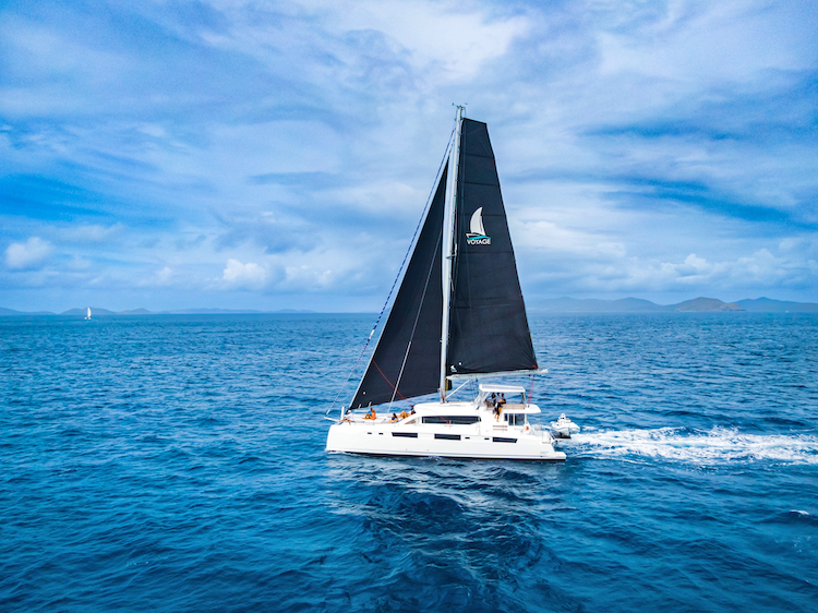 VOYAGE 590 #18 Bareboat Charter in British Virgin Islands