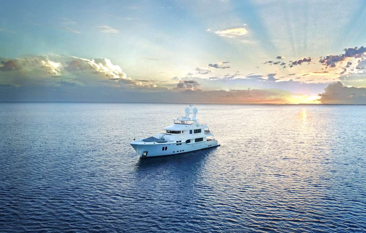 VIVIERAE II Crewed Charters in Bahamas - Nassau