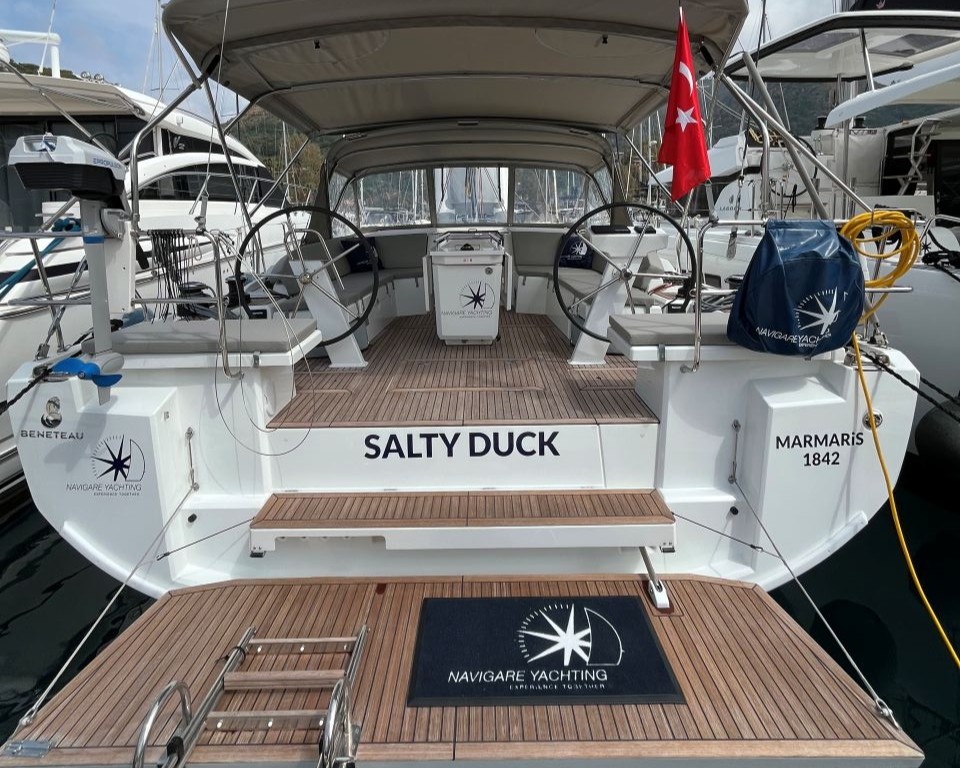 SALTY DUCK Bareboat Charter in Turkey